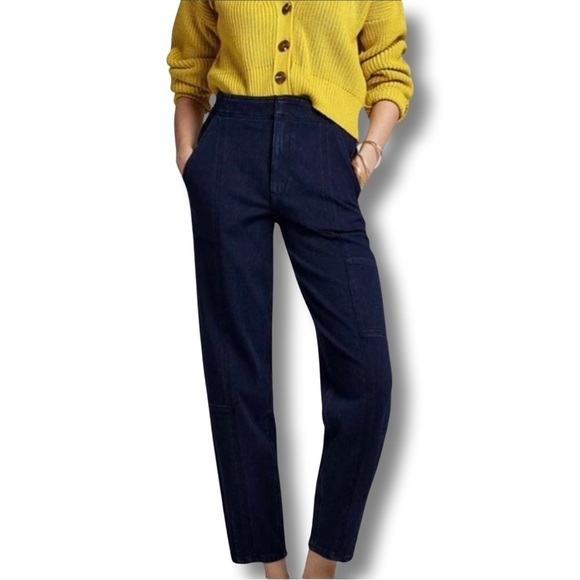 Pilcro Ultra High-Rise Relaxed Jogger Jeans - Picture 1 of 6
